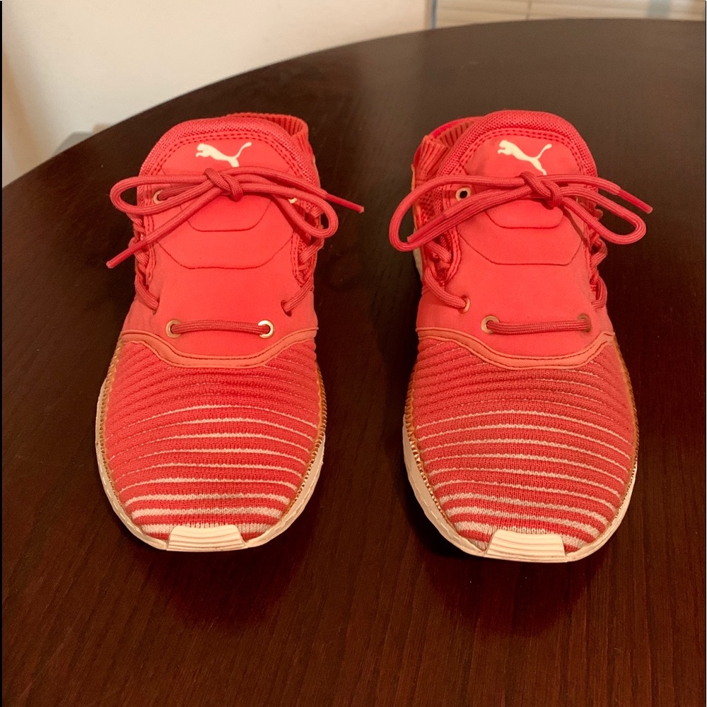 Women’s Coral Puma Ignite Sneakers Size 9